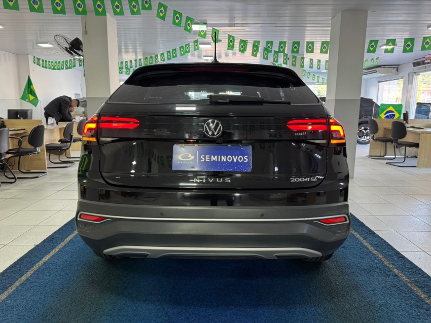 volkswagen nivus 1.0 200 tsi total flex highline automatico 5p 202416