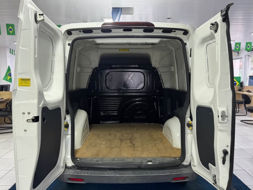 fiat fiorino 1.4 mpi furgao endurance 8v flex 2p manual 3p 202113