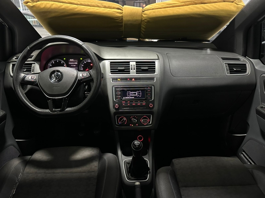 volkswagen fox 1.0 mpi track 12v flex 4p manual 5p 201611