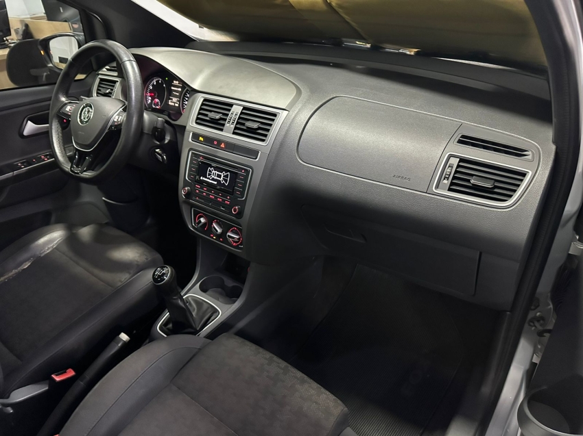 volkswagen fox 1.0 mpi track 12v flex 4p manual 5p 201613