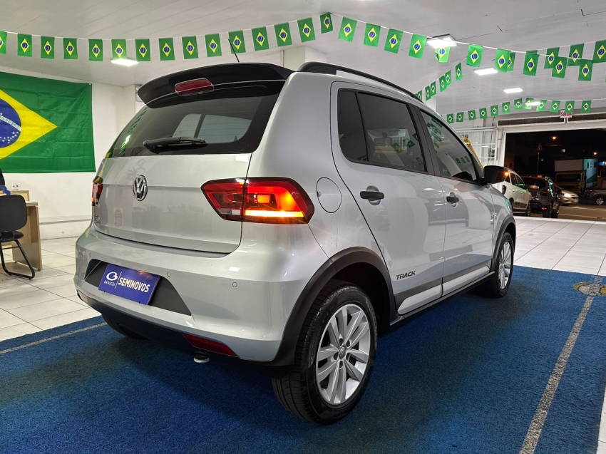 volkswagen fox 1.0 mpi track 12v flex 4p manual 5p 201617