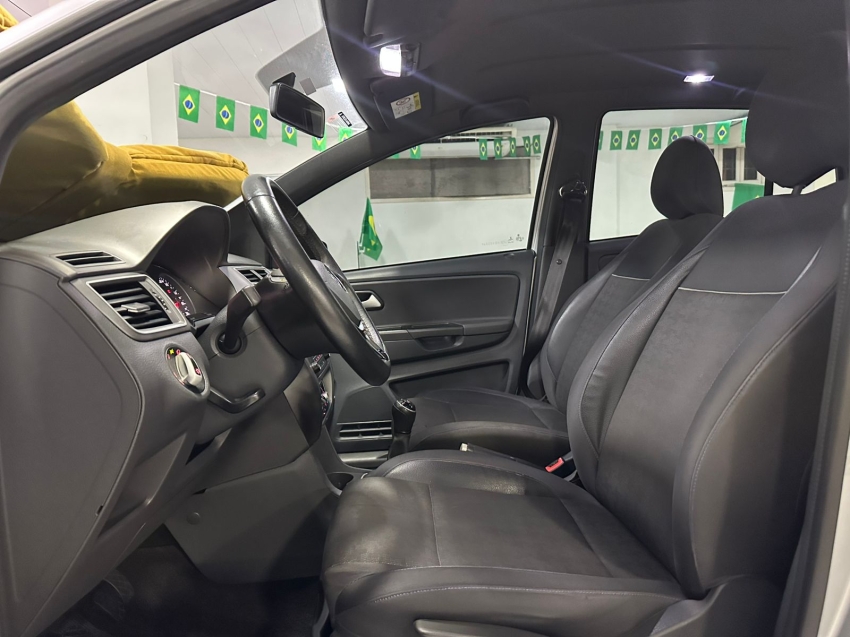 volkswagen fox 1.0 mpi track 12v flex 4p manual 5p 20165