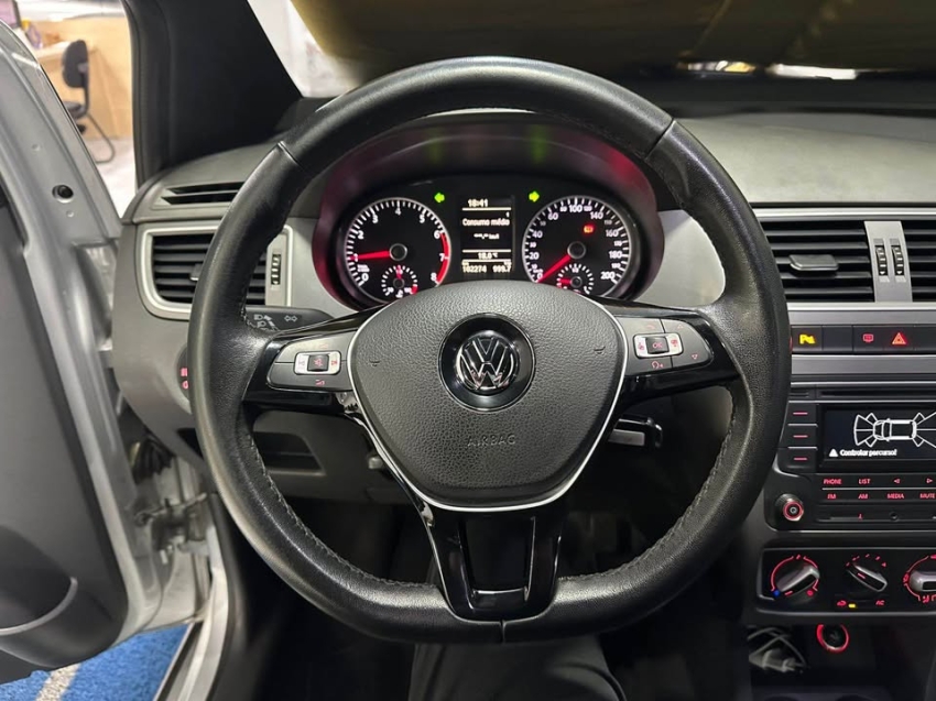 volkswagen fox 1.0 mpi track 12v flex 4p manual 5p 20167
