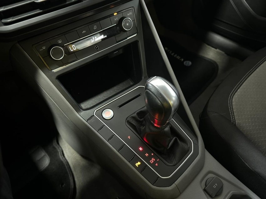 volkswagen virtus 1.0 200 tsi highline automatico flex 5p 201910
