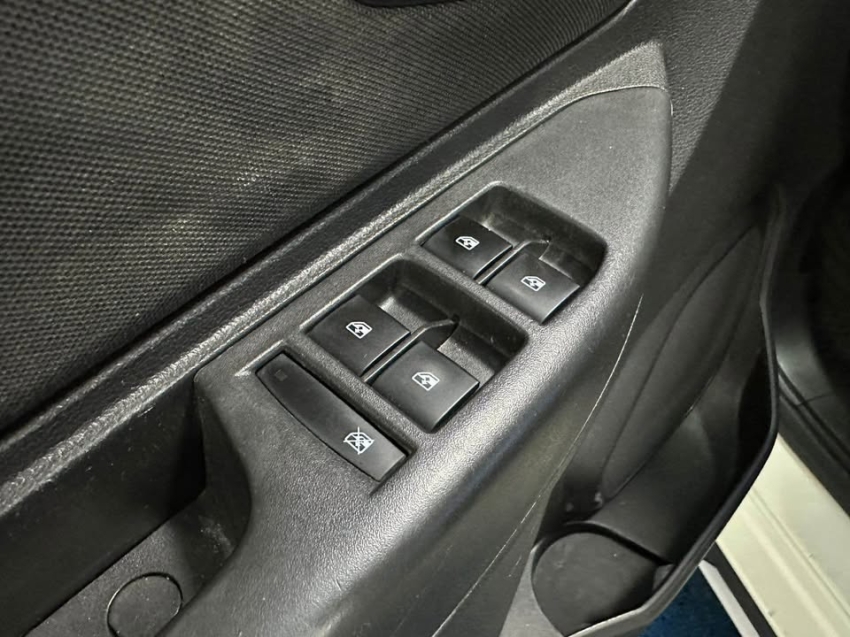 chevrolet spin 1.8 activ 8v flex 4p automatico 5p 20186