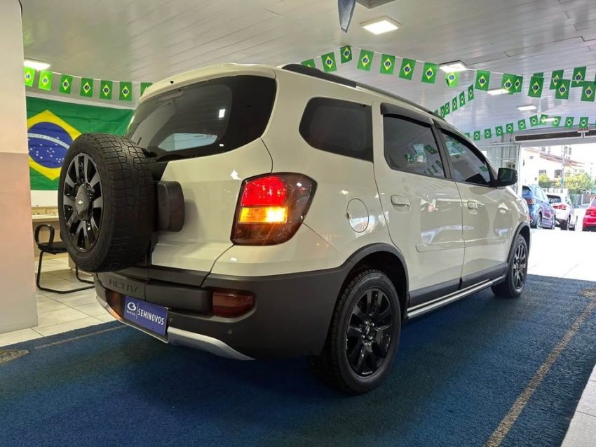 chevrolet spin 1.8 activ 8v flex 4p automatico 5p 201817