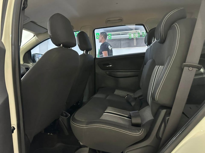 chevrolet spin 1.8 activ 8v flex 4p automatico 5p 201813