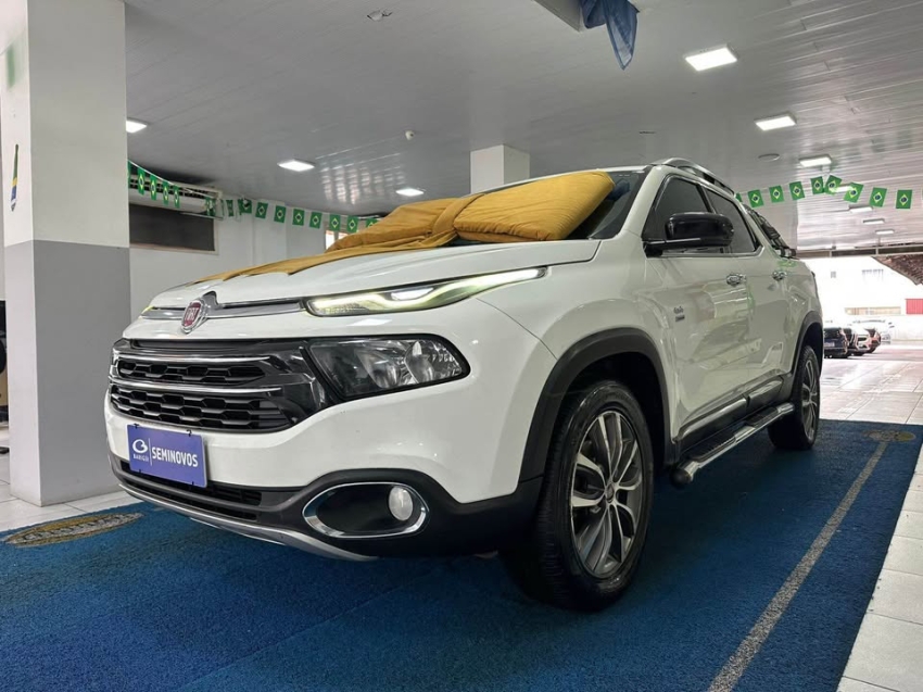 fiat toro 2.0 16v turbo diesel volcano 4wd at9 5p automatico 20192