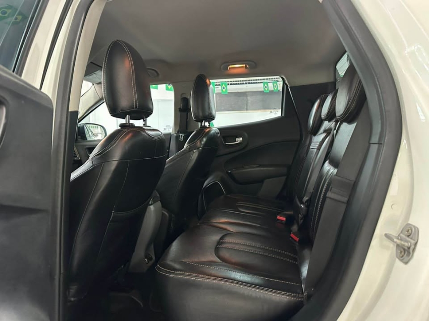 fiat toro 2.0 16v turbo diesel volcano 4wd at9 5p automatico 201910