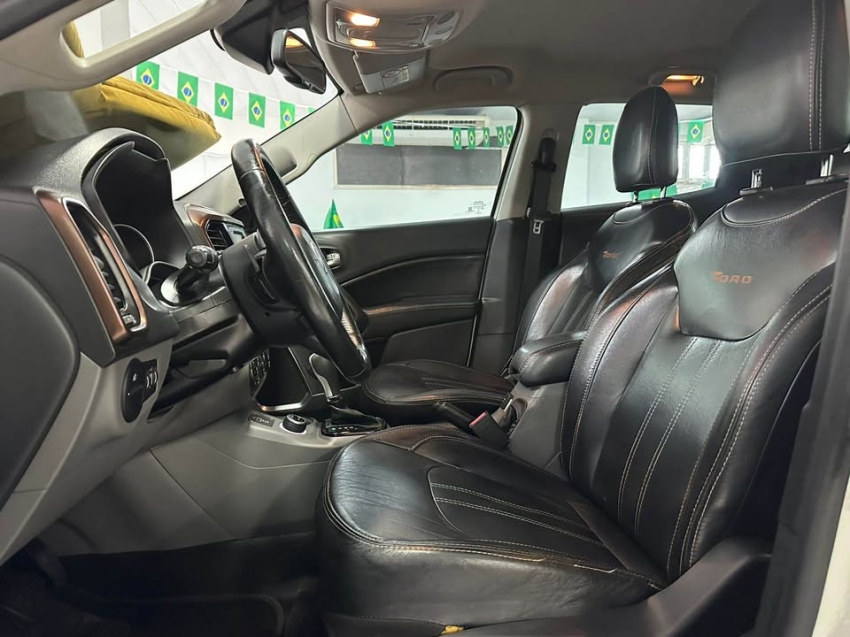 fiat toro 2.0 16v turbo diesel volcano 4wd at9 5p automatico 20194