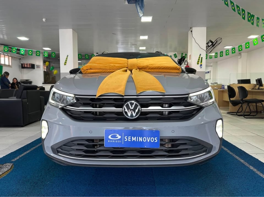 volkswagen nivus 1.0 200 tsi total flex highline automatico 5p 20241
