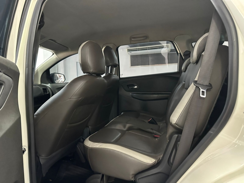 chevrolet spin 1.8 activ 8v flex 4p automatico 5p 201611