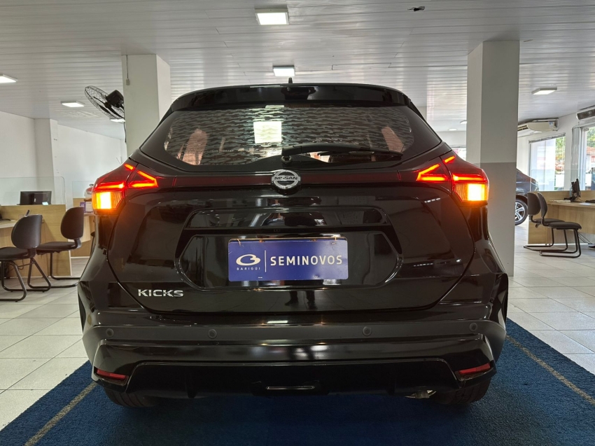 nissan kicks 1.6 16v flexstart exclusive xtronic flex 5p automatico 202215