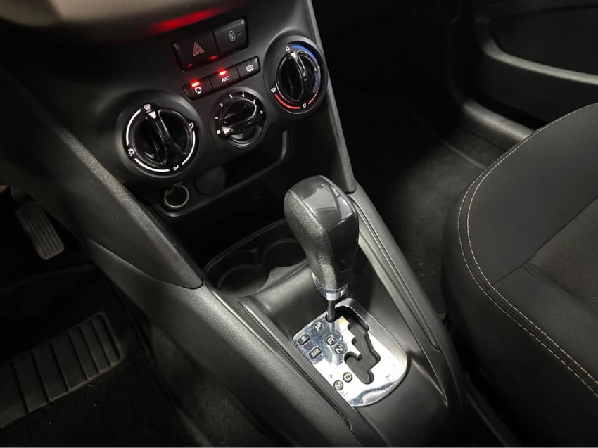 peugeot 2008 1.6 16v flex allure 4p automatico 5p 20199