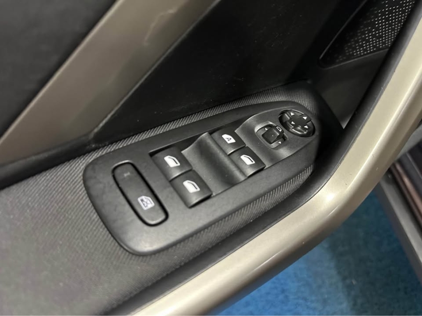 peugeot 2008 1.6 16v flex allure 4p automatico 5p 20194
