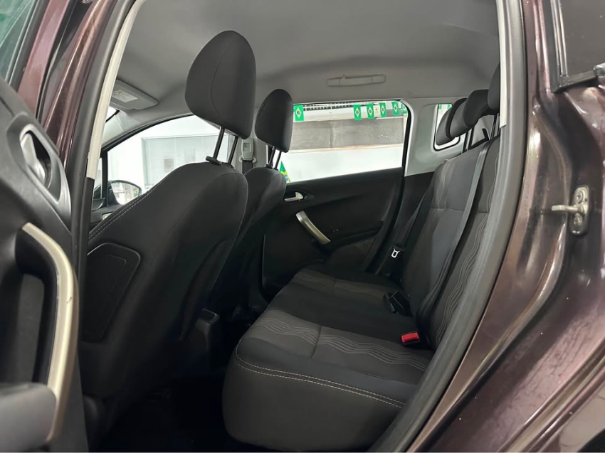 peugeot 2008 1.6 16v flex allure 4p automatico 5p 201911