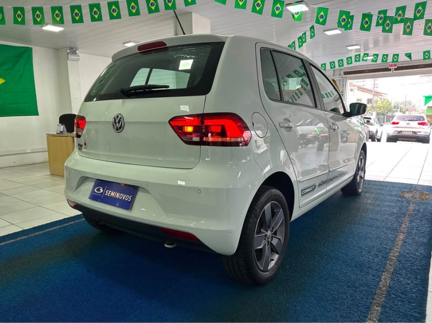 volkswagen fox 1.6 msi total flex connect 4p manual 5p 202113