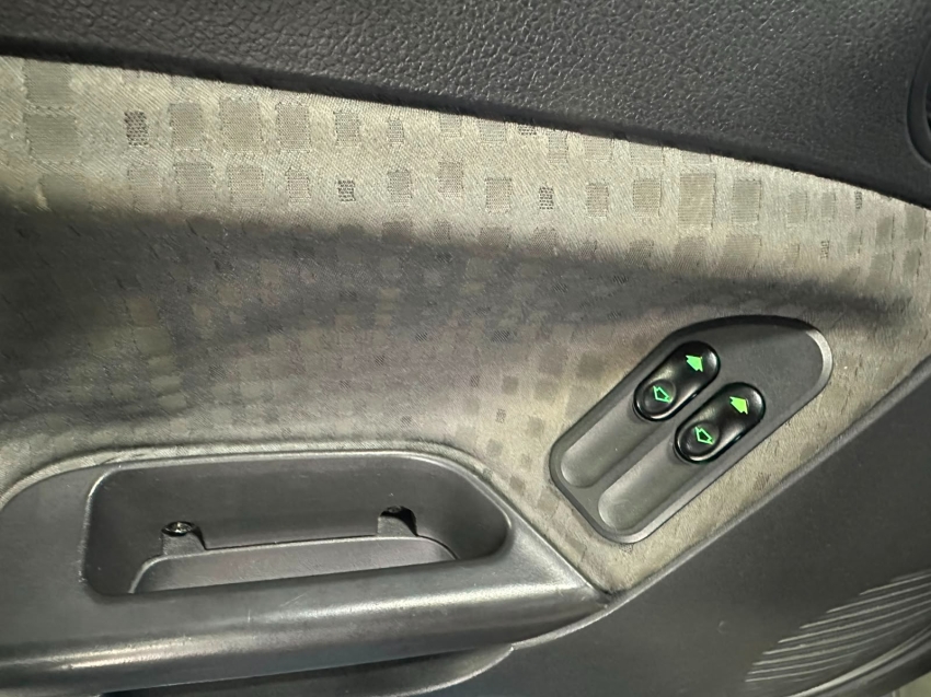 ford fiesta 1.6 se sedan 16v flex 4p manual 5p 20144