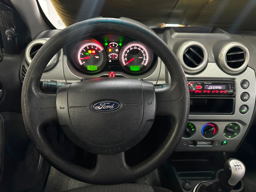 ford fiesta 1.6 se sedan 16v flex 4p manual 5p 20149