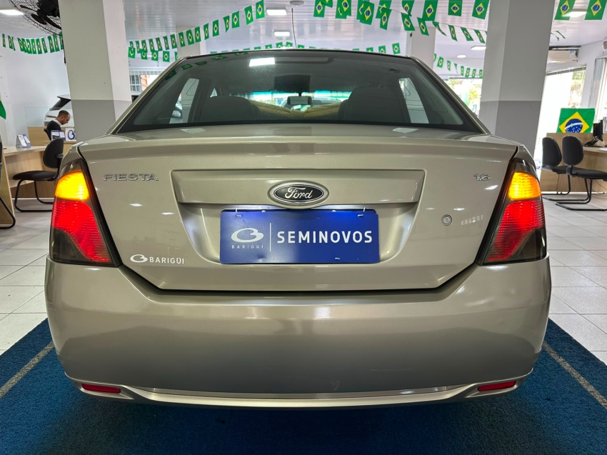 ford fiesta 1.6 se sedan 16v flex 4p manual 5p 201412