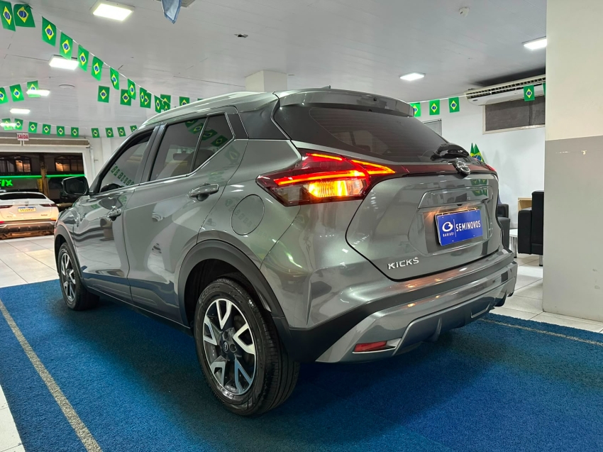 nissan kicks 1.6 16v flexstart exclusive xtronic flex 5p automatico 202217