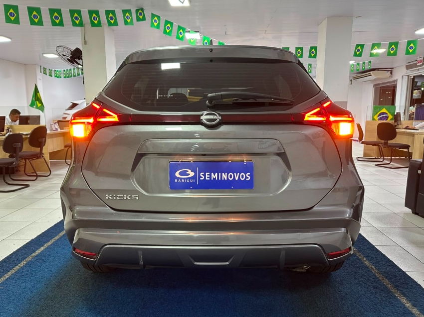 nissan kicks 1.6 16v flexstart exclusive xtronic flex 5p automatico 202215