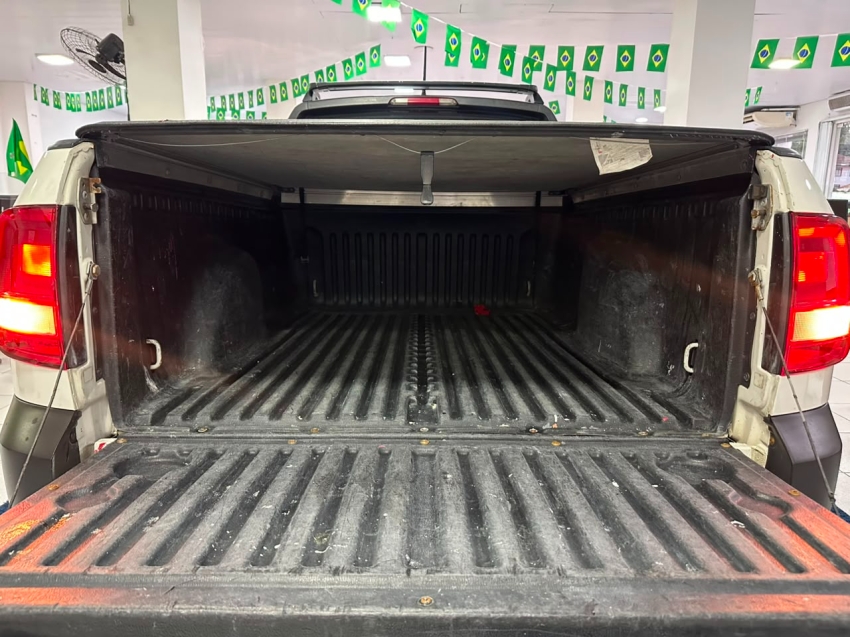 volkswagen saveiro 1.6 msi robust cs 8v flex 2p manual 5p 202116