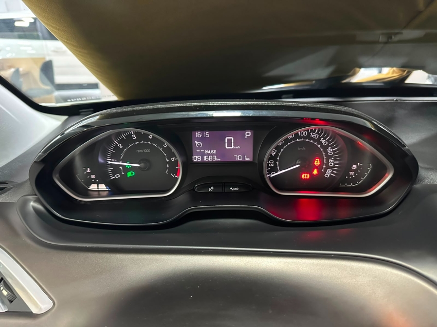 peugeot 2008 1.6 16v flex griffe 4p automatico 5p 20196