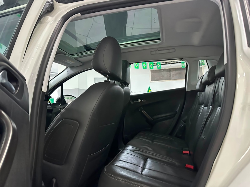 peugeot 2008 1.6 16v flex griffe 4p automatico 5p 201910