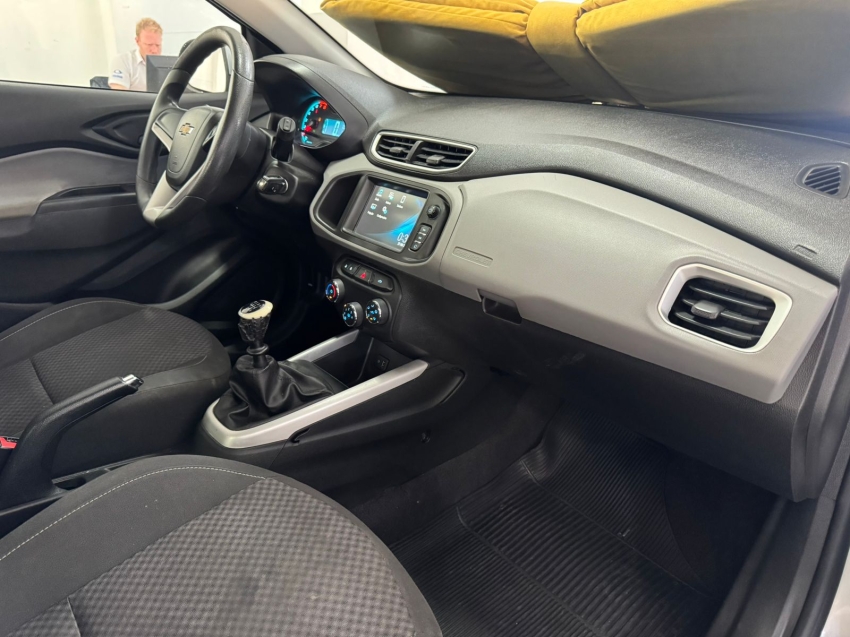 chevrolet onix 1.0 mpfi lt 8v flex 4p manual 5p 201812