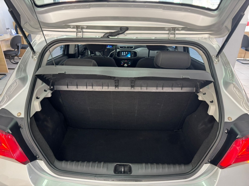 chevrolet onix 1.0 mpfi lt 8v flex 4p manual 5p 201817