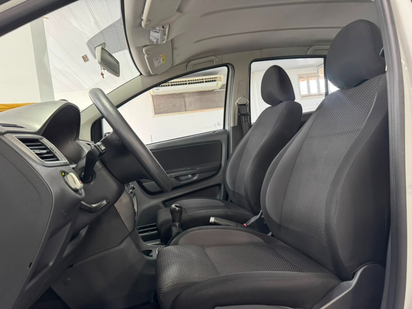 volkswagen fox 1.6 msi total flex connect 4p manual 5p 20215