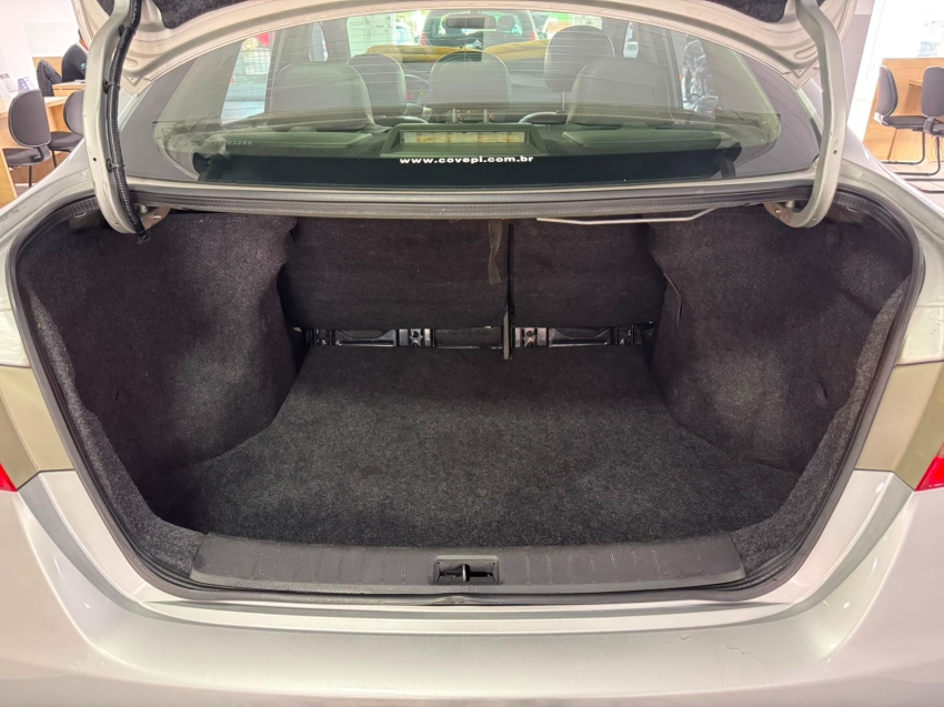 nissan sentra 2.0 sv 16v flex 4p automatico 5p 201517
