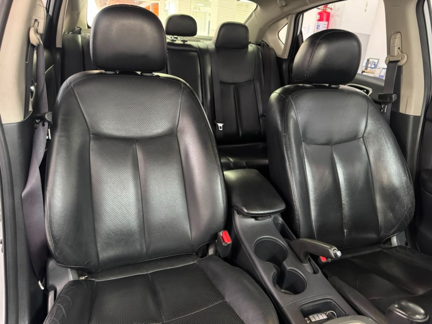 nissan sentra 2.0 sv 16v flex 4p automatico 5p 201513