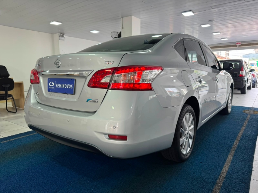 nissan sentra 2.0 sv 16v flex 4p automatico 5p 201516