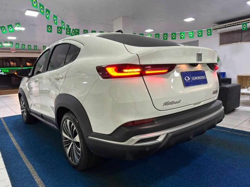 fiat fastback 1.0 turbo 200 flex audace cvt hibrido 5p automatico 202514