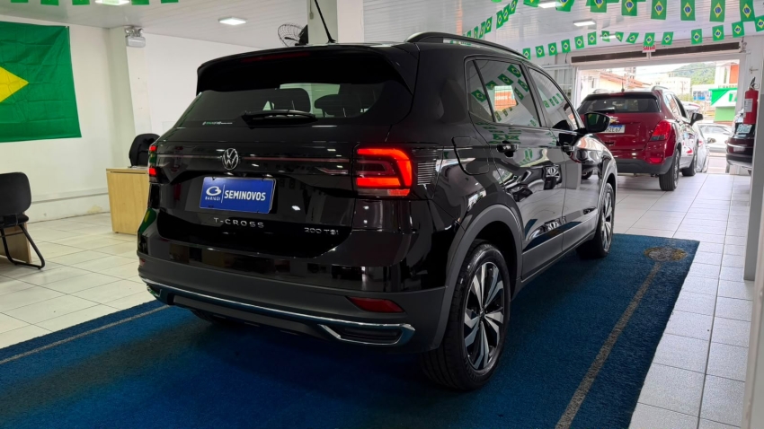 volkswagen t-cross 1.0 200 tsi total flex comfortline automatico 5p 20244