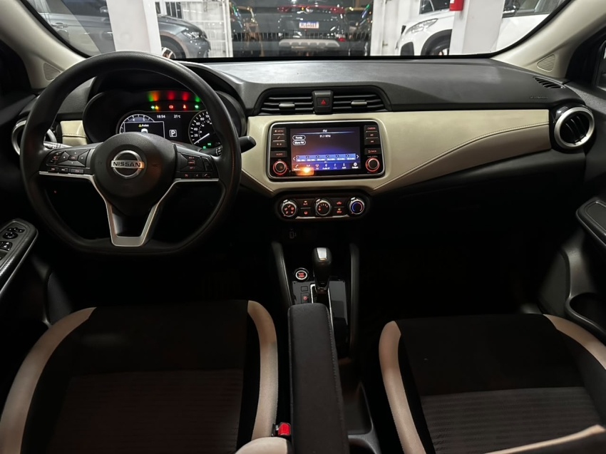 nissan versa 1.6 16v flex advance xtronic 5p automatico 202317