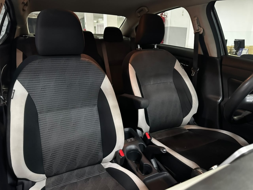 nissan versa 1.6 16v flex advance xtronic 5p automatico 20237