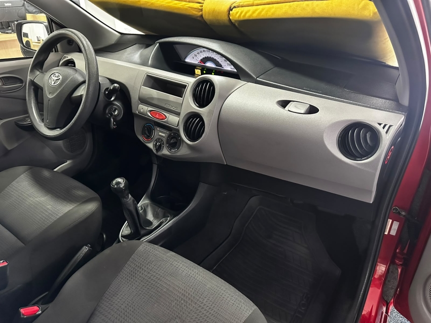 toyota etios 1.5 xls 16v flex 4p manual 5p 201311