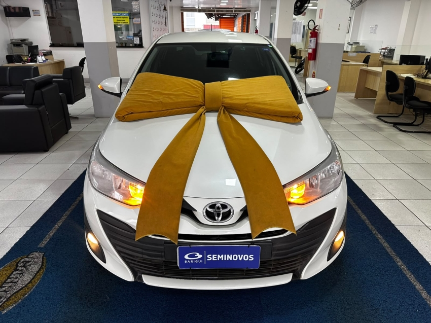 toyota yaris 1.5 16v flex sedan xl live multidrive 5p automatico 20201
