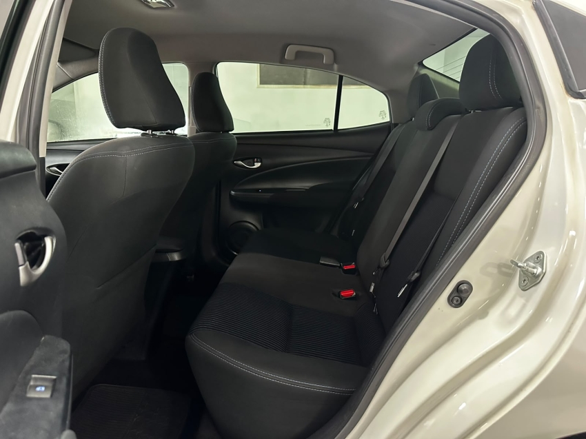 toyota yaris 1.5 16v flex sedan xl live multidrive 5p automatico 202014