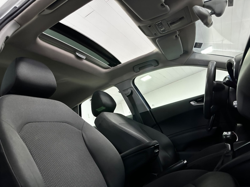 audi a1 1.4 tfsi attraction 16v 122cv gasolina 4p automatico 5p 201315