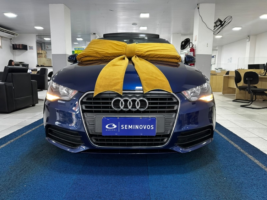 audi a1 1.4 tfsi attraction 16v 122cv gasolina 4p automatico 5p 20131