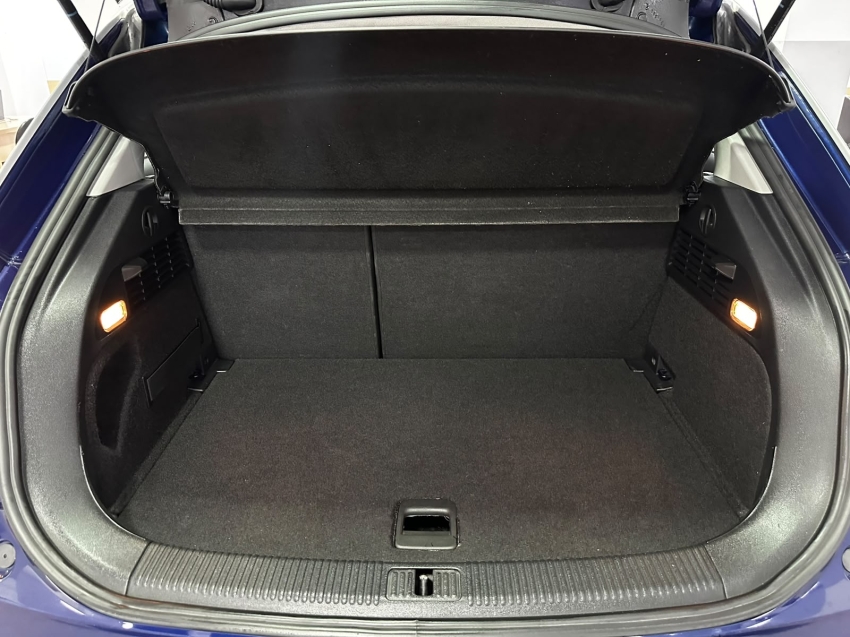 audi a1 1.4 tfsi attraction 16v 122cv gasolina 4p automatico 5p 201314
