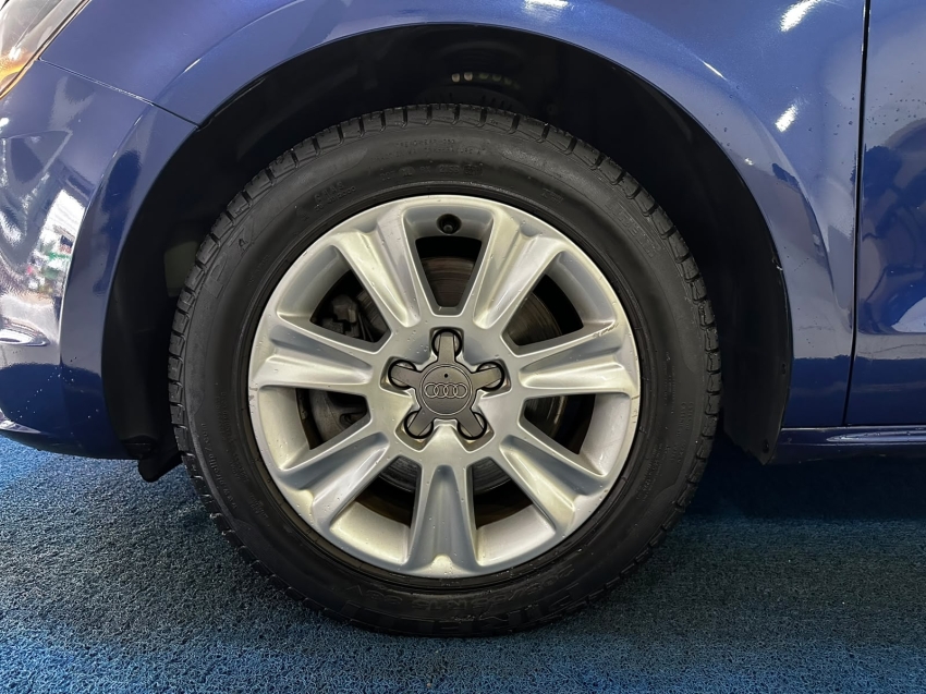 audi a1 1.4 tfsi attraction 16v 122cv gasolina 4p automatico 5p 20136