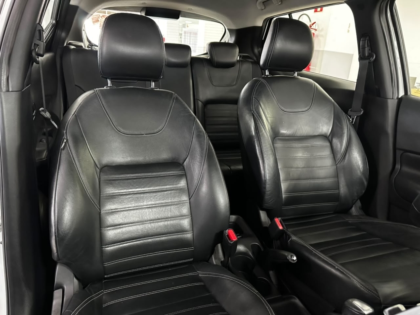 nissan kicks 1.6 16v flexstart sl 4p xtronic flex 5p automatico 201720