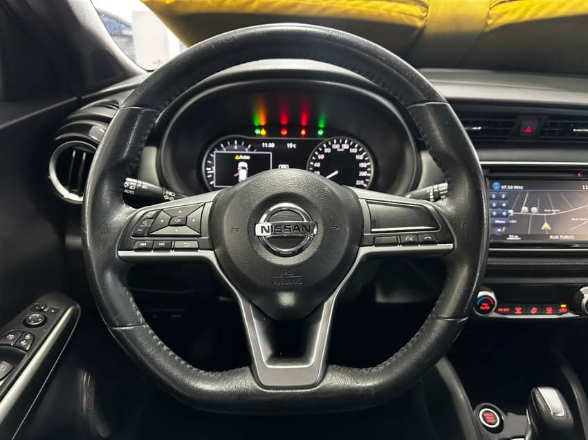 nissan kicks 1.6 16v flexstart sl 4p xtronic flex 5p automatico 201716