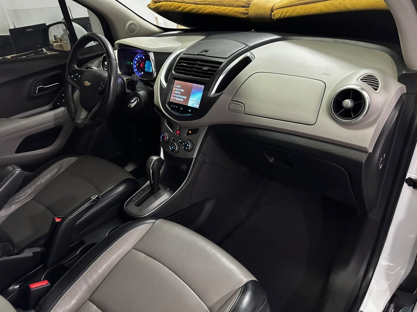 chevrolet tracker 1.8 mpfi ltz 4x2 16v flex 4p automatico 5p 20157