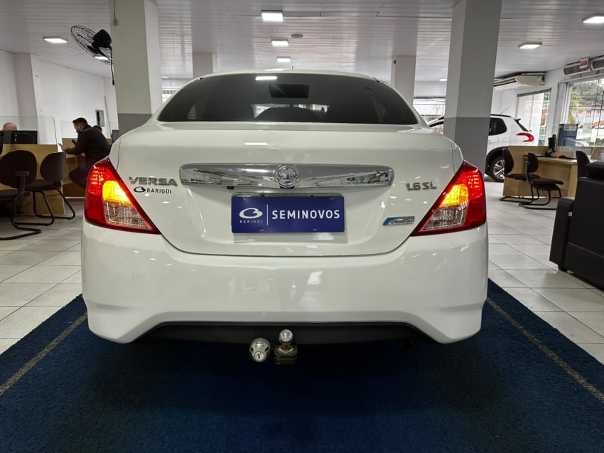 nissan versa 1.6 16v flex sl 4p xtronic 5p automatico 20185